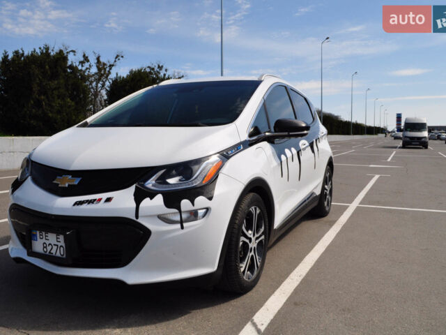 Білий Шевроле Bolt EV, об'ємом двигуна 0 л та пробігом 115 тис. км за 18000 $, фото 1 на Automoto.ua