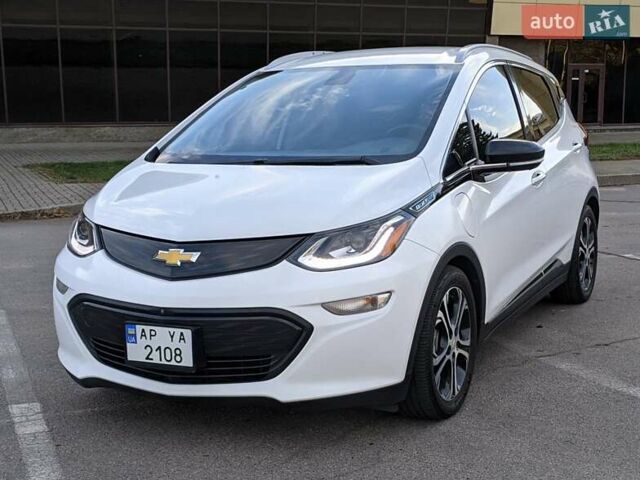 Белый Шевроле Bolt EV, объемом двигателя 0 л и пробегом 140 тыс. км за 14300 $, фото 1 на Automoto.ua