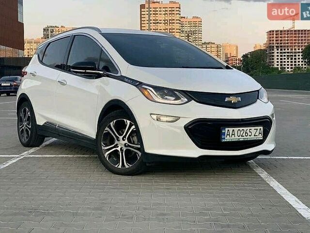 Білий Шевроле Bolt EV, об'ємом двигуна 0 л та пробігом 168 тис. км за 11500 $, фото 1 на Automoto.ua