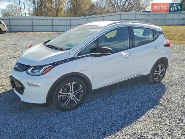Белый Шевроле Bolt EV, объемом двигателя 0 л и пробегом 45 тыс. км за 3700 $, фото 1 на Automoto.ua