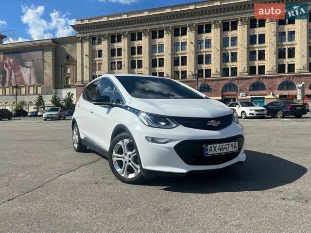 Білий Шевроле Bolt EV, об'ємом двигуна 0 л та пробігом 123 тис. км за 14600 $, фото 1 на Automoto.ua