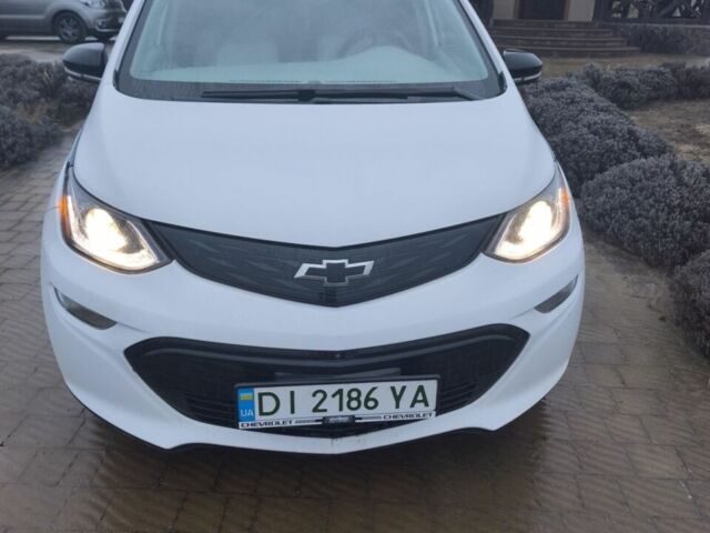 Белый Шевроле Bolt EV, объемом двигателя 0 л и пробегом 257 тыс. км за 12150 $, фото 1 на Automoto.ua