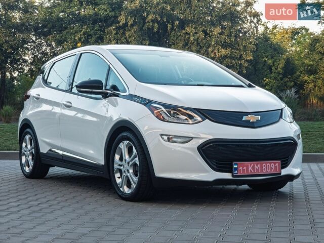 Білий Шевроле Bolt EV, об'ємом двигуна 0 л та пробігом 59 тис. км за 15500 $, фото 1 на Automoto.ua