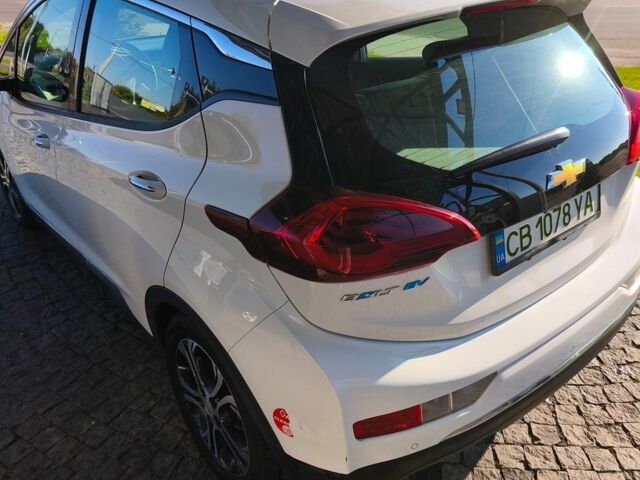 Белый Шевроле Bolt EV, объемом двигателя 0 л и пробегом 182 тыс. км за 14800 $, фото 1 на Automoto.ua