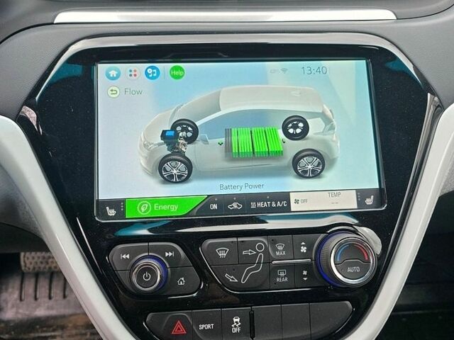 Белый Шевроле Bolt EV, объемом двигателя 0 л и пробегом 39 тыс. км за 20800 $, фото 1 на Automoto.ua