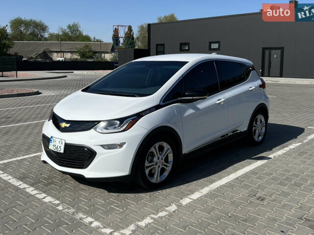 Білий Шевроле Bolt EV, об'ємом двигуна 0 л та пробігом 125 тис. км за 15000 $, фото 1 на Automoto.ua