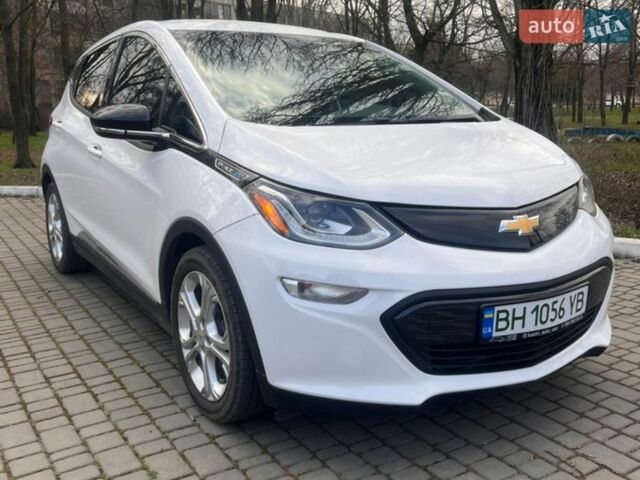 Білий Шевроле Bolt EV, об'ємом двигуна 0 л та пробігом 58 тис. км за 14200 $, фото 1 на Automoto.ua