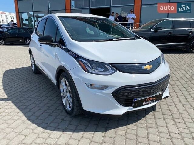 Белый Шевроле Bolt EV, объемом двигателя 0 л и пробегом 97 тыс. км за 14900 $, фото 1 на Automoto.ua
