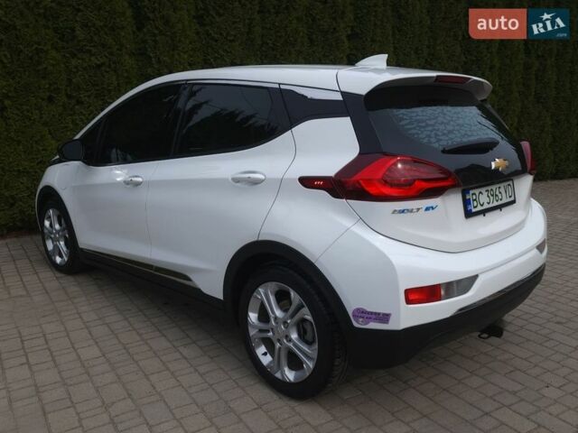 Білий Шевроле Bolt EV, об'ємом двигуна 0 л та пробігом 95 тис. км за 16400 $, фото 1 на Automoto.ua