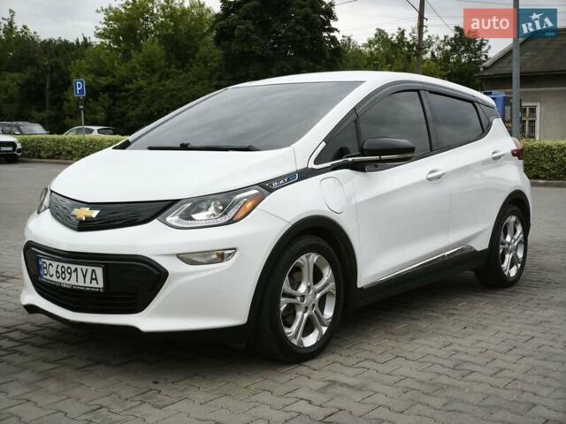 Белый Шевроле Bolt EV, объемом двигателя 0 л и пробегом 124 тыс. км за 14500 $, фото 1 на Automoto.ua
