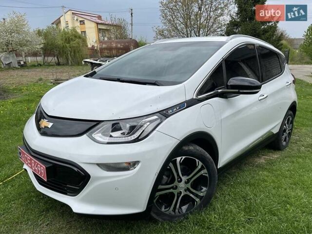 Белый Шевроле Bolt EV, объемом двигателя 0 л и пробегом 110 тыс. км за 16999 $, фото 1 на Automoto.ua
