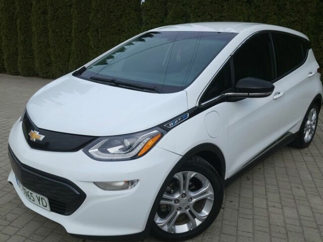 Білий Шевроле Bolt EV, об'ємом двигуна 0 л та пробігом 97 тис. км за 14999 $, фото 1 на Automoto.ua