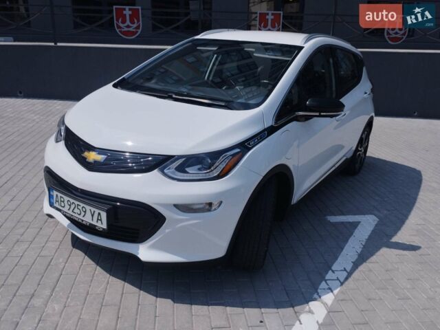 Білий Шевроле Bolt EV, об'ємом двигуна 0 л та пробігом 87 тис. км за 16550 $, фото 1 на Automoto.ua