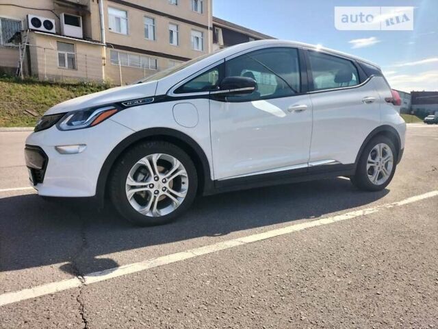 Белый Шевроле Bolt EV, объемом двигателя 0 л и пробегом 116 тыс. км за 17200 $, фото 1 на Automoto.ua