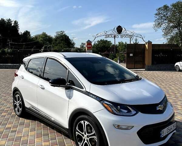 Белый Шевроле Bolt EV, объемом двигателя 0 л и пробегом 28 тыс. км за 18800 $, фото 1 на Automoto.ua