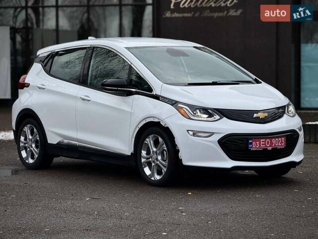 Белый Шевроле Bolt EV, объемом двигателя 0 л и пробегом 111 тыс. км за 15500 $, фото 1 на Automoto.ua
