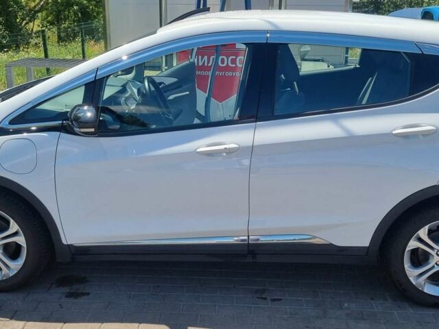 Білий Шевроле Bolt EV, об'ємом двигуна 0 л та пробігом 32 тис. км за 18000 $, фото 1 на Automoto.ua