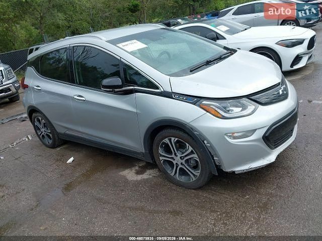 Белый Шевроле Bolt EV, объемом двигателя 0 л и пробегом 74 тыс. км за 5100 $, фото 1 на Automoto.ua