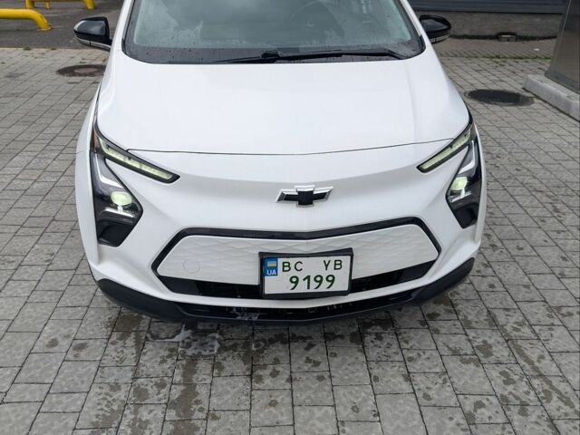 Белый Шевроле Bolt EV, объемом двигателя 0 л и пробегом 176 тыс. км за 17500 $, фото 1 на Automoto.ua