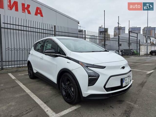 Белый Шевроле Bolt EV, объемом двигателя 0 л и пробегом 183 тыс. км за 13900 $, фото 1 на Automoto.ua