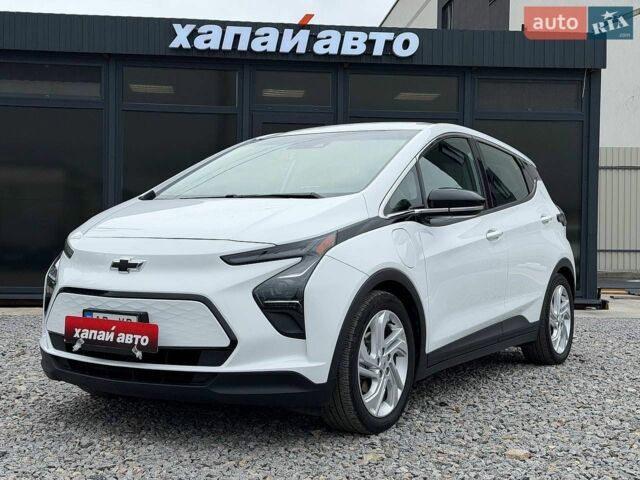 Белый Шевроле Bolt EV, объемом двигателя 0 л и пробегом 75 тыс. км за 19900 $, фото 1 на Automoto.ua