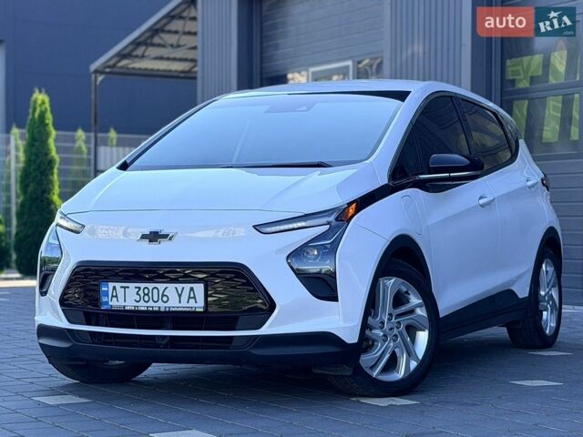 Белый Шевроле Bolt EV, объемом двигателя 0 л и пробегом 87 тыс. км за 17900 $, фото 1 на Automoto.ua