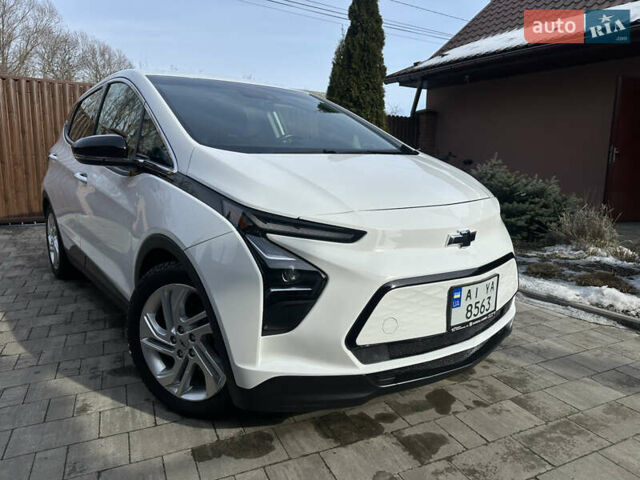 Белый Шевроле Bolt EV, объемом двигателя 0 л и пробегом 67 тыс. км за 17400 $, фото 1 на Automoto.ua