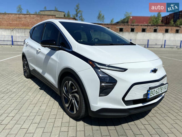 Белый Шевроле Bolt EV, объемом двигателя 0 л и пробегом 51 тыс. км за 17300 $, фото 1 на Automoto.ua
