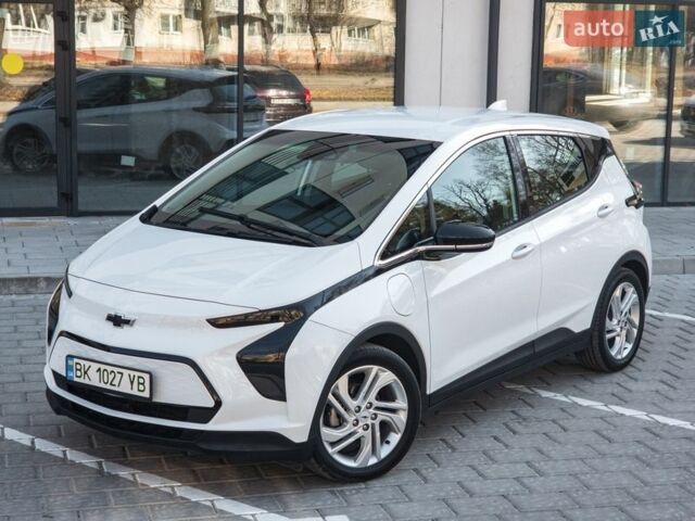 Белый Шевроле Bolt EV, объемом двигателя 0 л и пробегом 85 тыс. км за 15500 $, фото 1 на Automoto.ua