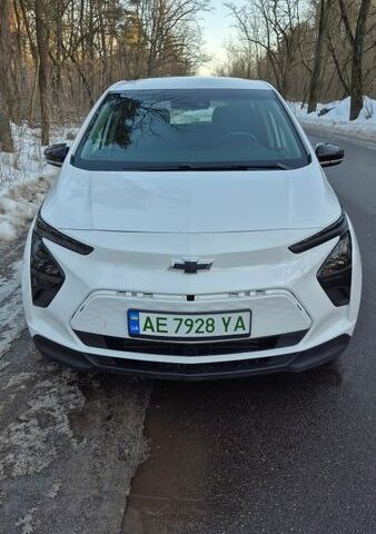 Белый Шевроле Bolt EV, объемом двигателя 0 л и пробегом 62 тыс. км за 15800 $, фото 1 на Automoto.ua