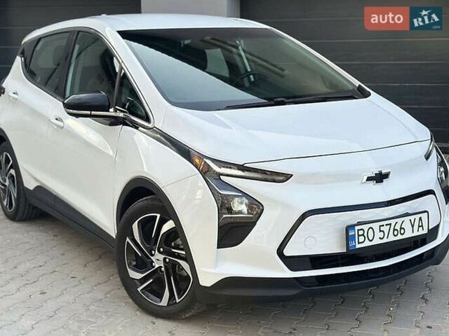 Белый Шевроле Bolt EV, объемом двигателя 0 л и пробегом 58 тыс. км за 13500 $, фото 1 на Automoto.ua