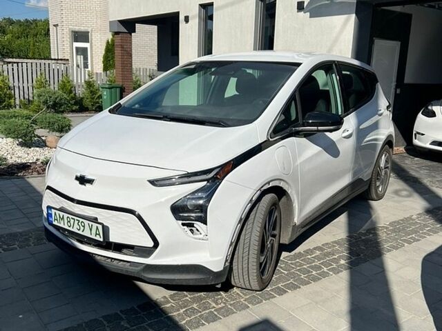 Білий Шевроле Bolt EV, об'ємом двигуна 0 л та пробігом 67 тис. км за 17400 $, фото 1 на Automoto.ua