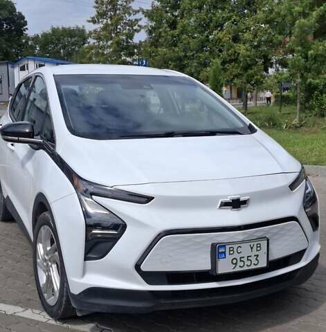 Белый Шевроле Bolt EV, объемом двигателя 0 л и пробегом 39 тыс. км за 19000 $, фото 1 на Automoto.ua