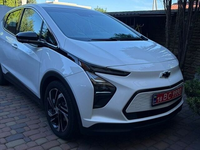 Белый Шевроле Bolt EV, объемом двигателя 0 л и пробегом 115 тыс. км за 17900 $, фото 1 на Automoto.ua