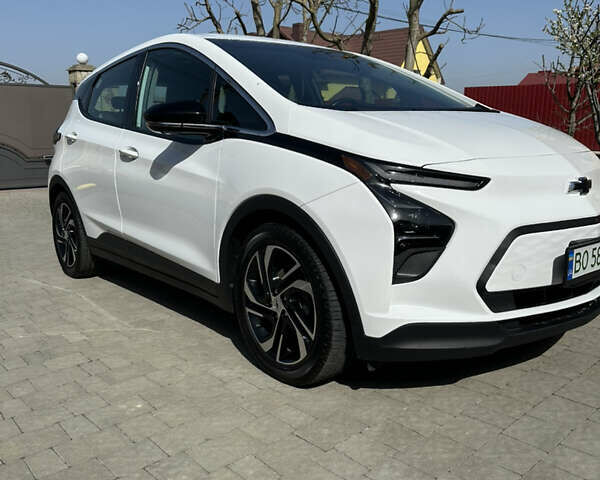 Білий Шевроле Bolt EV, об'ємом двигуна 0 л та пробігом 22 тис. км за 18500 $, фото 1 на Automoto.ua