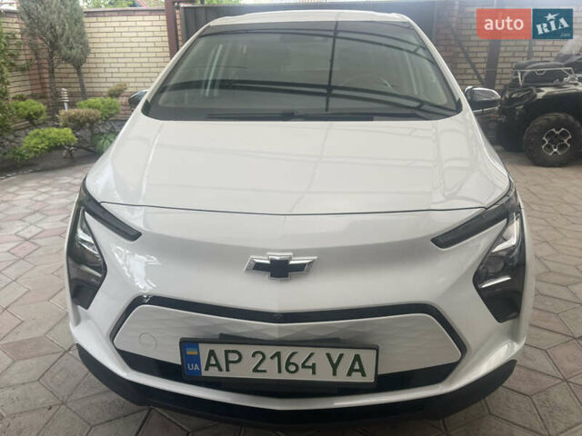 Белый Шевроле Bolt EV, объемом двигателя 0 л и пробегом 19 тыс. км за 18100 $, фото 1 на Automoto.ua