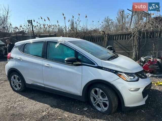 Черный Шевроле Bolt EV, объемом двигателя 0 л и пробегом 100 тыс. км за 7200 $, фото 1 на Automoto.ua
