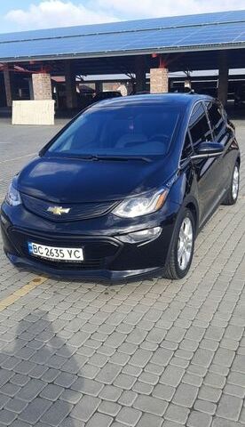 Черный Шевроле Bolt EV, объемом двигателя 0 л и пробегом 63 тыс. км за 13900 $, фото 1 на Automoto.ua