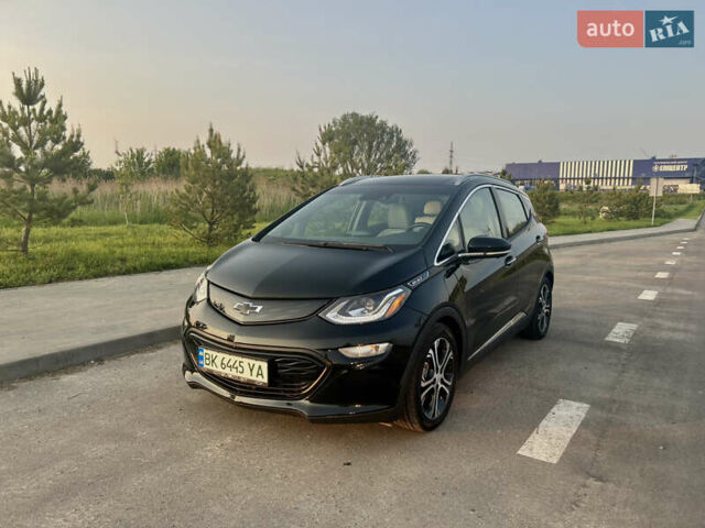 Черный Шевроле Bolt EV, объемом двигателя 0 л и пробегом 62 тыс. км за 16000 $, фото 1 на Automoto.ua