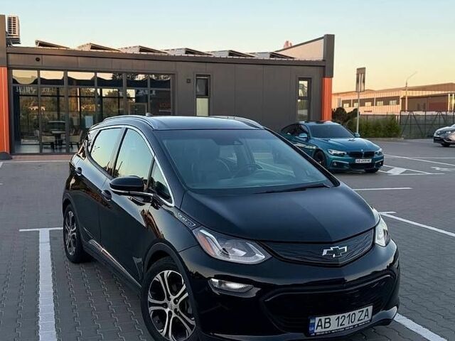 Черный Шевроле Bolt EV, объемом двигателя 0 л и пробегом 40 тыс. км за 15600 $, фото 1 на Automoto.ua