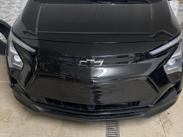 Черный Шевроле Bolt EV, объемом двигателя 0 л и пробегом 48 тыс. км за 19000 $, фото 1 на Automoto.ua