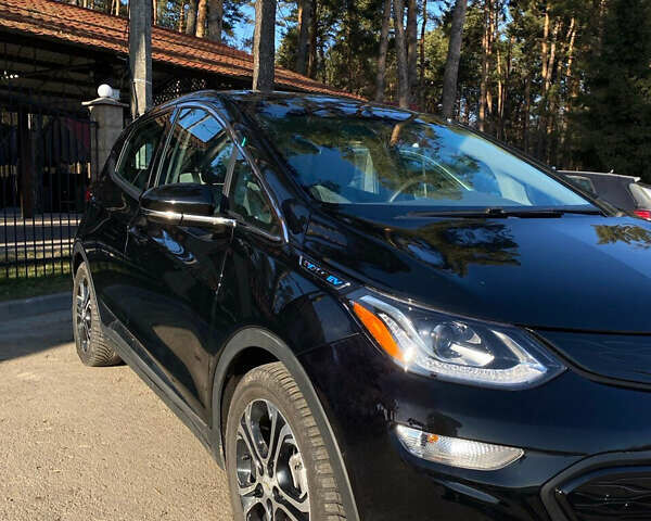 Черный Шевроле Bolt EV, объемом двигателя 0 л и пробегом 55 тыс. км за 15800 $, фото 1 на Automoto.ua