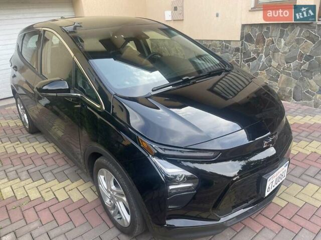 Черный Шевроле Bolt EV, объемом двигателя 0 л и пробегом 4 тыс. км за 19199 $, фото 1 на Automoto.ua