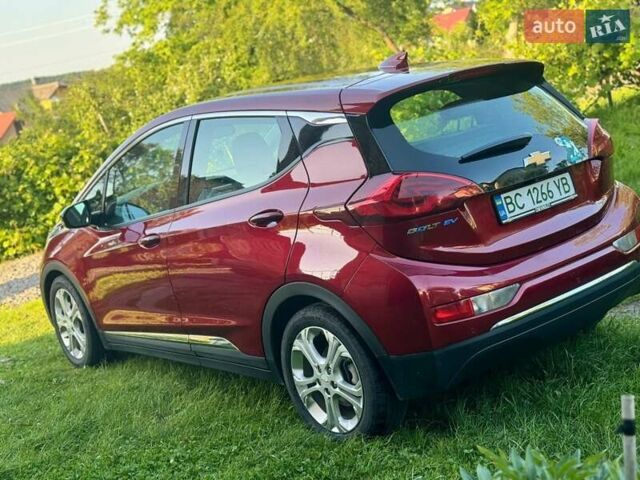 Красный Шевроле Bolt EV, объемом двигателя 0 л и пробегом 60 тыс. км за 15700 $, фото 1 на Automoto.ua