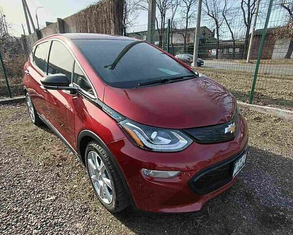 Красный Шевроле Bolt EV, объемом двигателя 0 л и пробегом 55 тыс. км за 16500 $, фото 1 на Automoto.ua