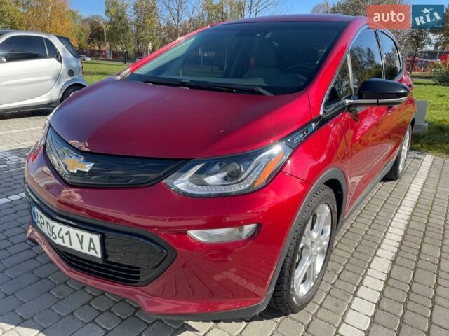 Красный Шевроле Bolt EV, объемом двигателя 0 л и пробегом 53 тыс. км за 19499 $, фото 1 на Automoto.ua