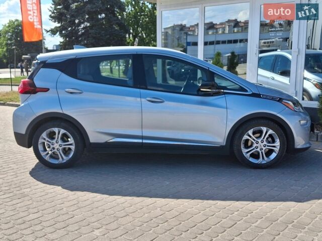 Сірий Шевроле Bolt EV, об'ємом двигуна 0 л та пробігом 62 тис. км за 13700 $, фото 1 на Automoto.ua
