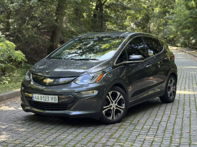 Серый Шевроле Bolt EV, объемом двигателя 0 л и пробегом 120 тыс. км за 13900 $, фото 1 на Automoto.ua