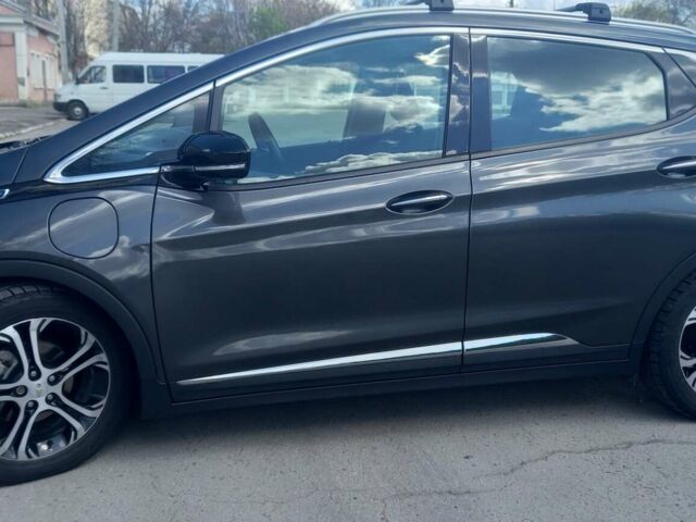 Серый Шевроле Bolt EV, объемом двигателя 0 л и пробегом 135 тыс. км за 14100 $, фото 1 на Automoto.ua