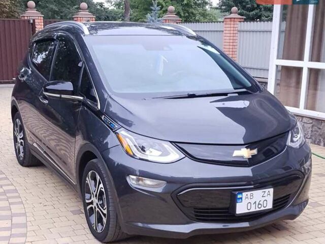 Серый Шевроле Bolt EV, объемом двигателя 0 л и пробегом 147 тыс. км за 15300 $, фото 1 на Automoto.ua